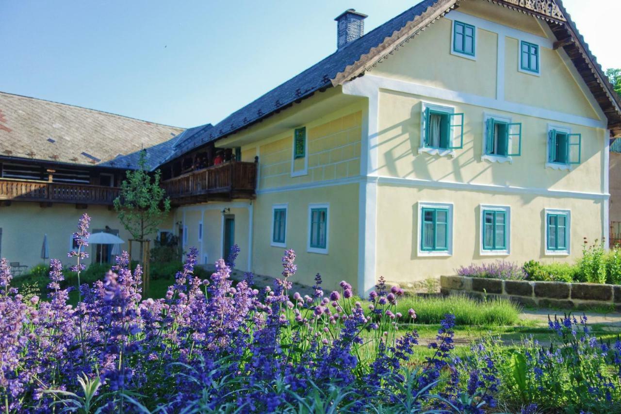 Hotel Homutuv Statek Kokorin Zewnętrze zdjęcie